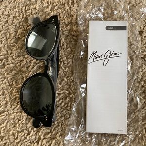 Maui Jim black sunglasses